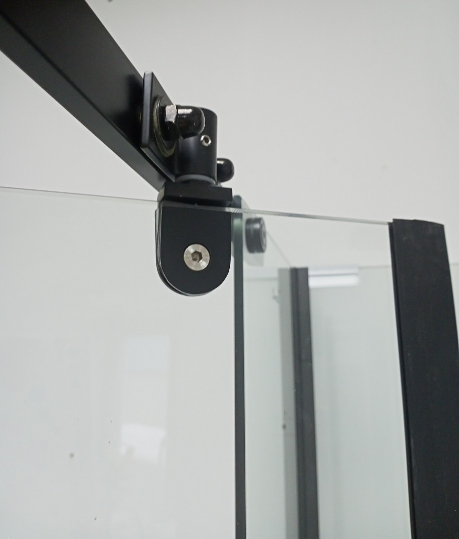 Душевая кабина Ceruttispa Chika 901B тропический душ, угловая, без крыши