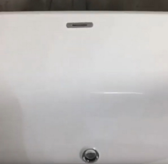 Отдельностоящая акриловая ванна Cerutti SPA MiMi CT9671 без гидромассажа