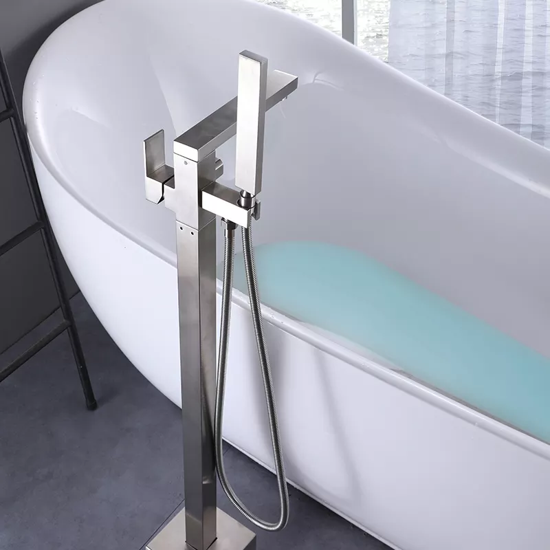 BOCH MANN Albano хром Напольный смеситель для отдельностоящей ванны (7774)