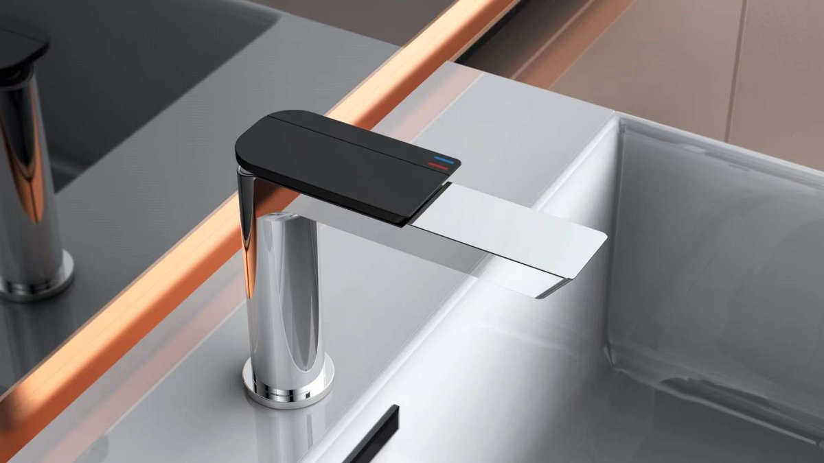 Смеситель для раковины BOCH MANN COMO CB XL BM9631, цвет ХРОМ, ручка цвет ЧЕРНЫЙ