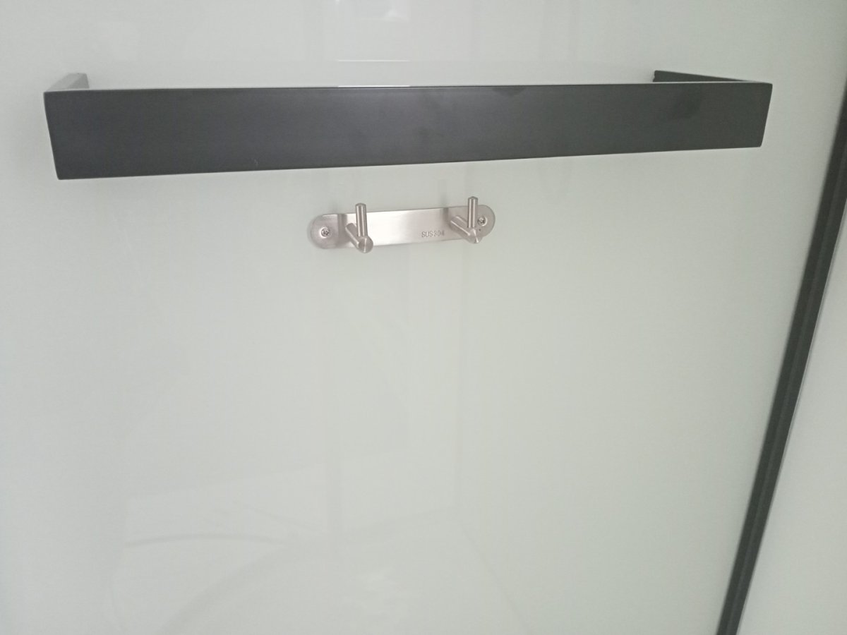 Душевая кабина Cerutti SPA KORRA90B тропический душ, угловая, черный профиль