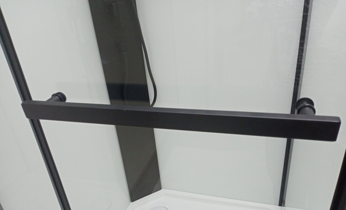 Душевая кабина Ceruttispa Chika 901B тропический душ, угловая, без крыши