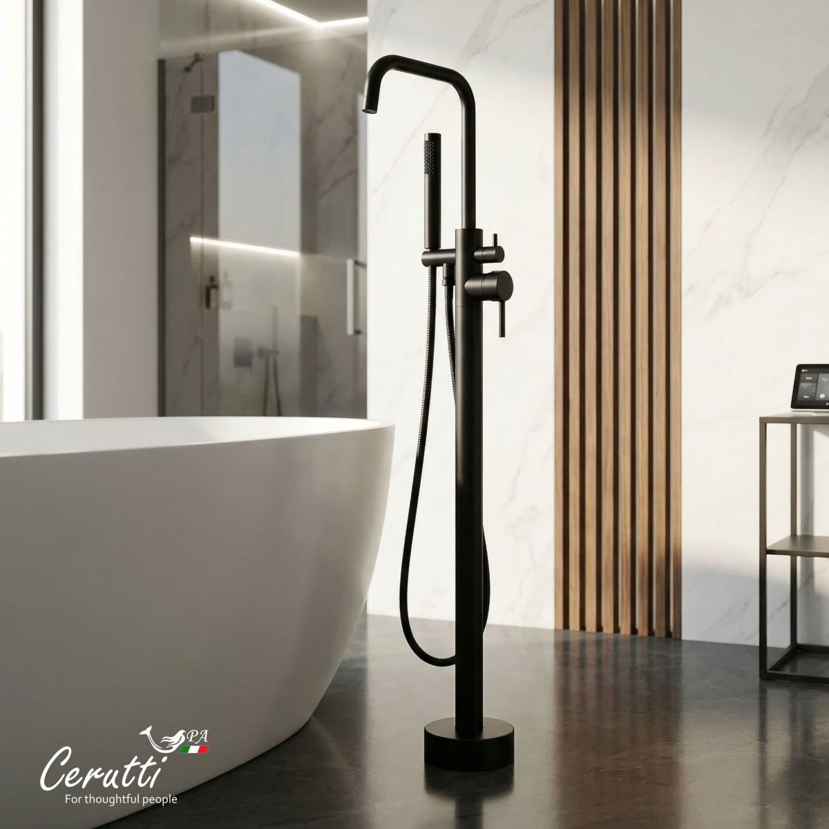Ceruttispa АФРА (AFRA) B Напольный смеситель для отдельностоящей ванны, цвет черный матовый