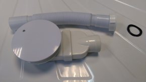 Сифон для низкого поддона Ceruttispa D85мм. под отв. D от 85 до 90мм. с гофрой D40мм. к поддонам Ceruttispa