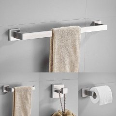 Набор аксессуаров для ванной BOCH MANN CR-F25