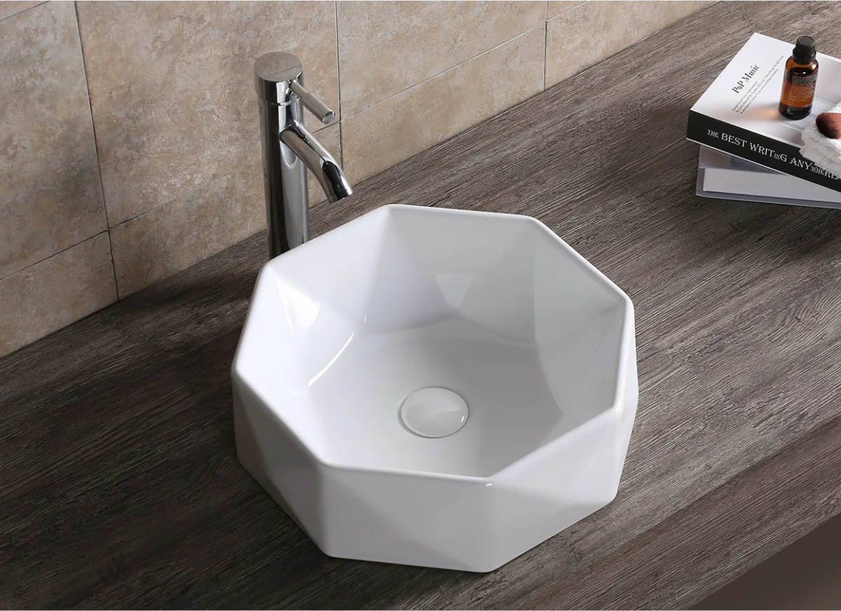 Раковина накладная Ceruttispa CR0057 многогранная, белая, 42х42х13 см